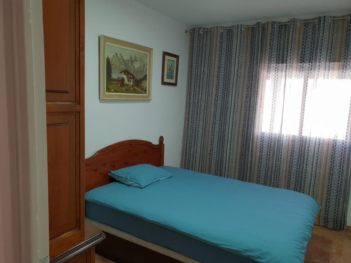 Апартаменти Apartamento Moriones III Торрев'єха Екстер'єр фото